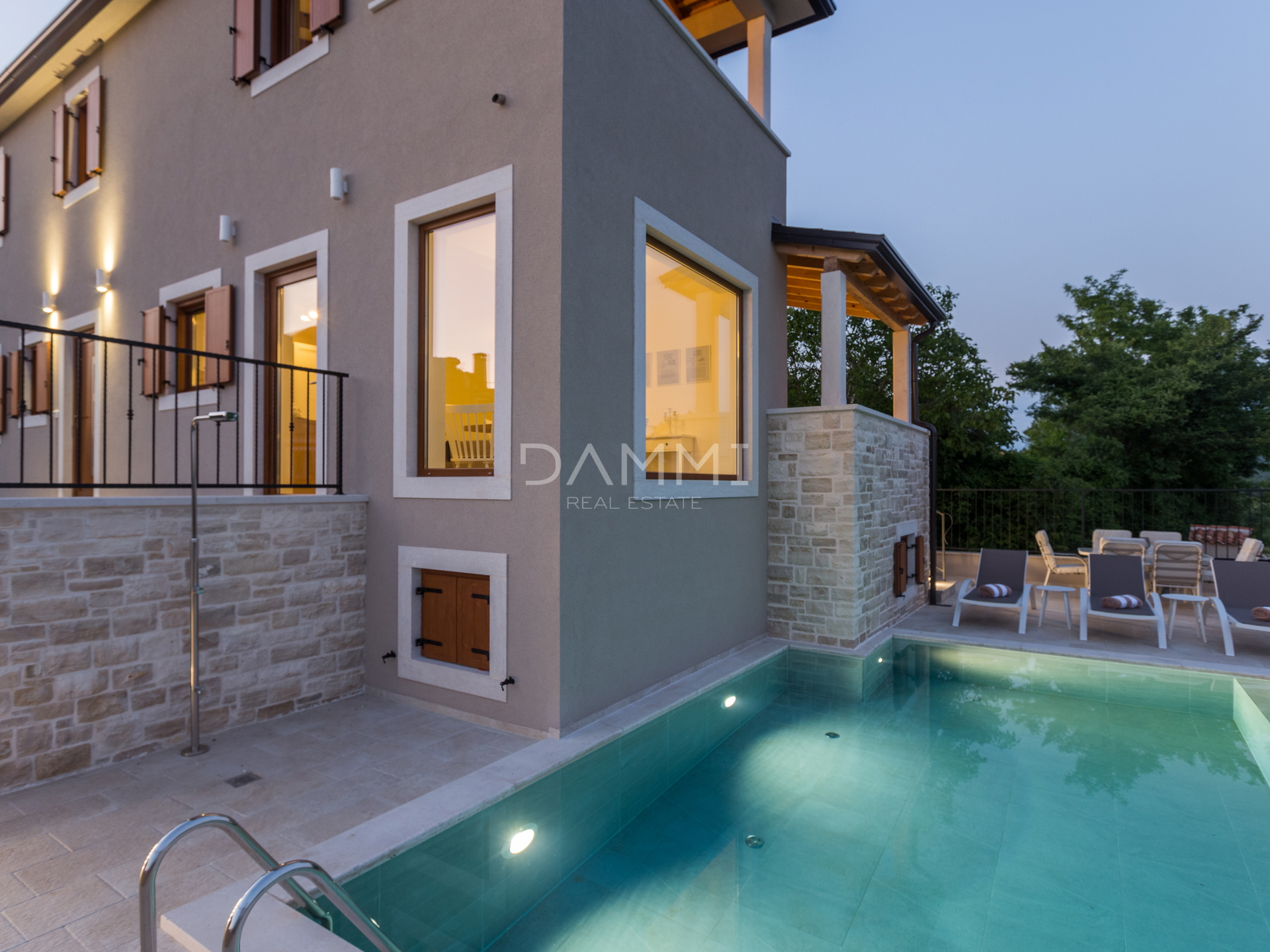 ISTRIEN, BUJE - Wunderschöne Villa mit Blick auf das Meer und die Natur